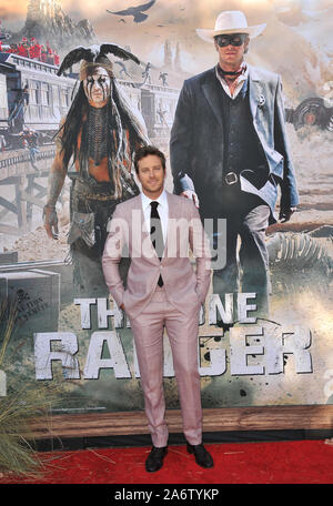LOS ANGELES, CA. 22 juin 2013 : Armie Hammer lors de la première mondiale de son nouveau film 'The Lone Ranger' à Disney California Adventure. © 2013 Paul Smith / Featureflash Banque D'Images