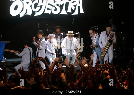 GUANAJUATO, Guanajuato. Octubre 26, 2019 - Alhóndiga de Granaditas La Tokyo Ska Paradise Orchestra, ofreció un concierto ente mas de ocho mil personas en la Alhóndiga de Granaditas, poniendo a bailar a los asistentes de la edición 47 del Festival Internacional Cervantino, en el que incluyeron temas como : Un pas au-delà de y La Jamaïque Ska, entre otros. Foto : Francisco Morales/DAMMPHOTO Banque D'Images