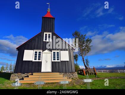 Hróarstunga District, l'Islande. Kirkjubaer église dans le district de Hróarstunga dans le nord-est de l'Islande. Banque D'Images