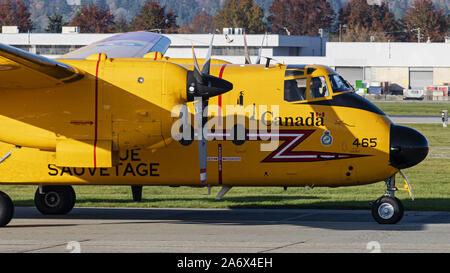 Richmond, Colombie-Britannique, Canada. 26Th Oct, 2019. La Gendarmerie royale du Canada (ARC) de Havilland Canada CC-115 Buffalo recherche et sauvetage (SAR) du 442e Escadron de transport et de sauvetage sur le tarmac de l'Aéroport International de Vancouver. Credit : Bayne Stanley/ZUMA/Alamy Fil Live News Banque D'Images