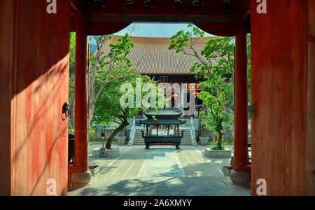 Temple de Confucius de Dali DALI (Centre culturel). Ce complexe a été créé pendant la dynastie des Yuan (1271-1368) et au cours de l'empereur Tong Zhi (1856-1875) Banque D'Images