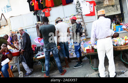 Le marché vibrant à Moroni, Comores. Banque D'Images