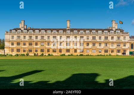 Clare College de Cambridge. Clare College, fondé en 1326 comme université fondée en salle, fait partie de l'Université de Cambridge. Banque D'Images