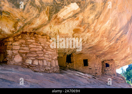 Feu à la maison, Mule Canyon, près de Blanding (Utah). Banque D'Images