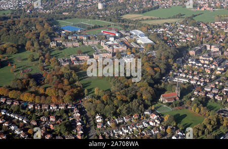 Vue aérienne de l'université Leeds Beckett, Campus de Headingley, Leeds, West Yorkshire, Royaume-Uni Banque D'Images