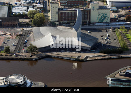 Vue aérienne de l'Imperial War Museum, Stretford, près de Salford Quays, Manchester Banque D'Images