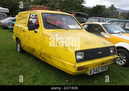 Une voiture Robin reliant comme vu dans seulement Fools et Chevaux vus au Kilbroney Vintage Show 2019 Banque D'Images