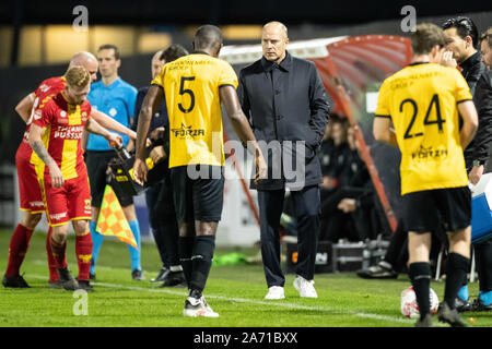 Almere, Pays-Bas. 29 Oct, 2019. ALMERE, 29-10-2019, le stade saison 2019/2020, Yanmar, Eerste ronde TOTO KNVB Beker. Almere City hoofdtrainer Robert Molenaar pendant le jeu Almere City - Go Ahead Eagles : Crédit Photos Pro/Alamy Live News Banque D'Images