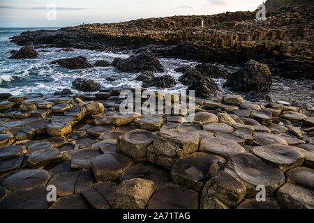 Chaussée de Giant à Bushmills, Irlande du Nord Banque D'Images