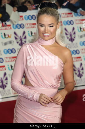 Molly-Mae Haye sur le tapis rouge à la fierté de la Grande-Bretagne du Daily Mirror, Awards, en partenariat avec le BST, à l'hôtel Grosvenor House, Park Lane. Banque D'Images