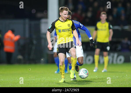 Burton upon Trent, Royaume-Uni. 29 Oct, 2019. Stephen Quinn de Burton Albion (7) s'exécute avec le ballon lors de l'EFL Carabao coupe de 16 Correspondance entre Burton Albion et Leicester City au stade de Pirelli, Burton upon Trent, en Angleterre. Photo par Mick Haynes. Usage éditorial uniquement, licence requise pour un usage commercial. Aucune utilisation de pari, de jeux ou d'un seul club/ligue/dvd publications. Credit : UK Sports Photos Ltd/Alamy Live News Banque D'Images