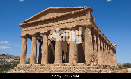 L'ancien temple grec de Concord (Concordia) ou à la Vallée des Temples, Agrigente, Sicile Banque D'Images