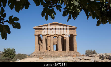 L'ancien temple grec de Concord (Concordia) ou à la Vallée des Temples, Agrigente, Sicile Banque D'Images