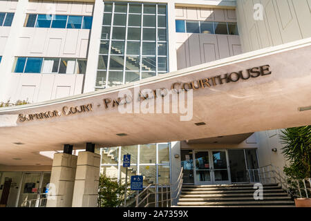 Oct 7, 2019 Palo Alto / CA / USA - Santa Clara County Superior Court, Palo Alto édifice du Palais Banque D'Images