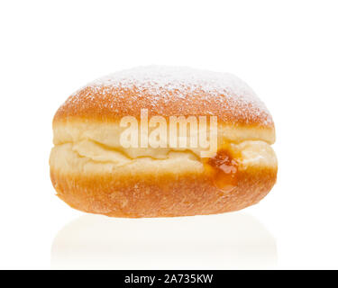 "Krapfen" isolé sur fond blanc Banque D'Images