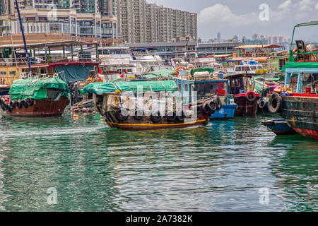 Patrouille des ordures, port Wan Kai Shau, Hong Kong Banque D'Images
