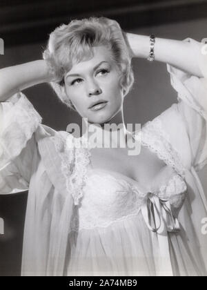 Ingrid van Bergen, deutsche Schauspielerin und Deutschland, Synchronsprecherin 1960. Actrice et comédienne de doublage allemand Ingrid van Bergen, Allemagne 1960. Banque D'Images