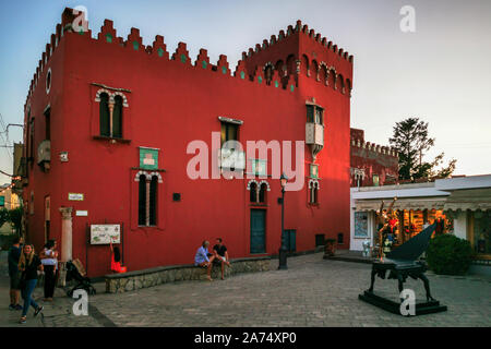 La "Casa Rossa" (Maison Rouge) à Anacapri, un exemple de l'immeuble de style éclectique. Anacapri, à l'île de Capri, Italie, juin 2019 Banque D'Images