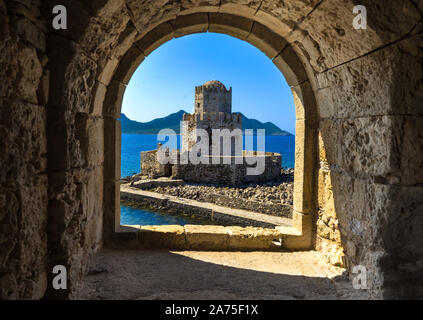 Photographie du château de Methoni, un arhcaeological site, monument de l'héritage grec dans le Péloponnèse. Banque D'Images