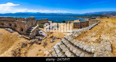 Château de Palamidi sur la colline au-dessus de la ville de Nauplie en Grèce, Europe Banque D'Images