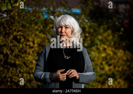 Margaret McGuckin, des survivants et victimes d'abus institutionnels (Savia) a dit : "Nous n'allons pas abandonner, il y a beaucoup à faire.' comme aucune décision n'a été prise sur la question de savoir si un projet de loi d'indemnisation des victimes d'abus institutionnels historique en Irlande du Nord n'auront force de loi avant que le Parlement est dissous, un ministre a dit. Banque D'Images