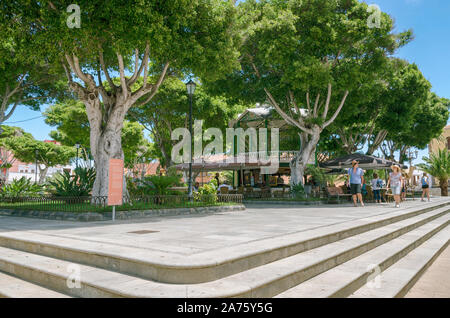 Garachico, Tenerife, Canaries - 06 juin, 2018 : célèbre Café - Quiosco sur la Plaza de La Libertad en Garachico village idyllique dans le nord de Te Banque D'Images