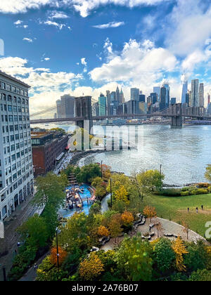 Votre nouvelle ville et pont de Brooklyn de Brooklin vue sur la ville. Banque D'Images