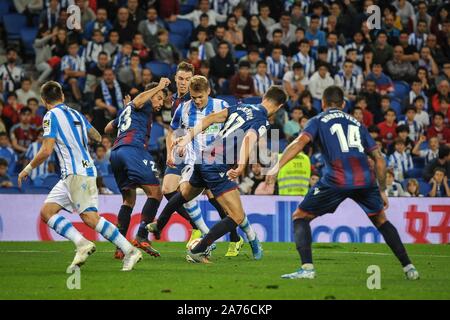 San Sebastian, Espagne. 30Th Oct, 2019. Martin Odegaard de Real Sociedad lors de la ligue espagnole match de football entre le Real Sociedad et Levante à la Reale Arena Stadium le 30 octobre 2019 à San Sebastian, Espagne Credit : CORDON PRESS/Alamy Live News Banque D'Images