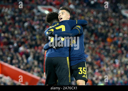 Liverpool, Royaume-Uni. 30Th Oct, 2019. Gabriel Martinelli de l'Arsenal (35) célèbre avec ses coéquipiers après avoir marqué son 3e but des équipes. Carabao tasse tasse, EFL Journée 4 match, Liverpool v Arsenal à Anfield Stadium à Liverpool le mercredi 30 octobre 2019. Cette image ne peut être utilisé qu'à des fins rédactionnelles. Usage éditorial uniquement, licence requise pour un usage commercial. Aucune utilisation de pari, de jeux ou d'un seul club/ligue/dvd publications. Photos par Chris Stading/Andrew Orchard la photographie de sport/Alamy live news Crédit : Andrew Orchard la photographie de sport/Alamy Live News Banque D'Images