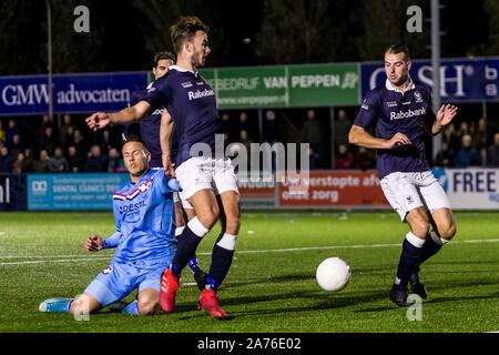 Den Haag, Pays-Bas. 30Th Oct, 2019. DEN HAAG - 30-10-2019, néerlandaise de football, saison 2019-2020 de l'Eredivisie. Willem II Joueur Paul Gladon pendant le match rapide - Willem II. Cup match premier tour. Credit : Pro Shots/Alamy Live News Banque D'Images