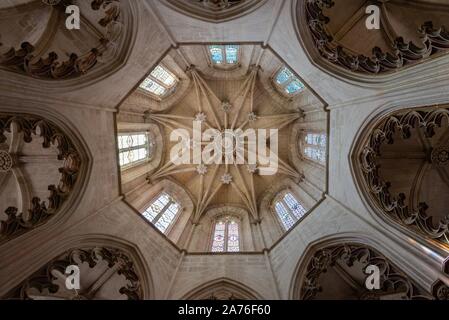 L'église de style gothique au monastère d'Alcobaça au Portugal. Banque D'Images