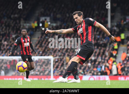 Londres, Angleterre - le 27 octobre 2018 : Charles John Daniels de Bournemouth en photo au cours de l'English Premier League 2018/19 match entre FC Fulham et AFC Bournemouth à Craven Cottage. Banque D'Images