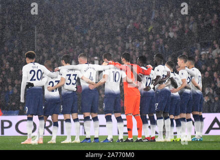 Londres, ANGLETERRE - 10 NOVEMBRE 2018 : les joueurs de Tottenham en photo avant la Premier League 2018/19 match entre Crystal Palace et Tottenham Hotspur à Selhurst Park. Banque D'Images