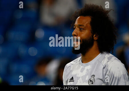 Madrid, Espagne. 30Th Oct, 2019. Real Madrid CF's Marcelo Vieira se réchauffe avant le match de la Liga espagnole 11 ronde entre le Real Madrid et CD Leganes à Santiago Bernabeu Stadium.(score final : 5 - 0 Real Madrid Leganes) Credit : SOPA/Alamy Images Limited Live News Banque D'Images