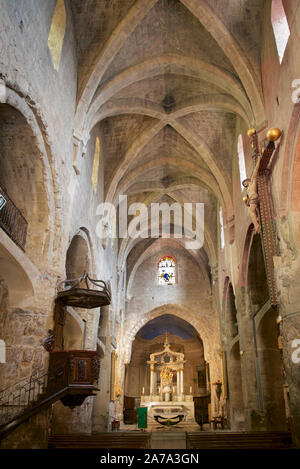 L'intérieur de la Cathédrale Notre Dame Grasse Provence France Banque D'Images