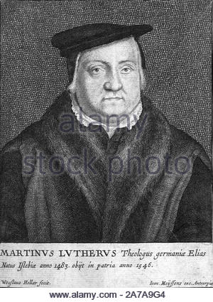 Portrait de Martin Luther, 1483 - 1546, était un professeur de théologie, compositeur, prêtre, moine, et une figure de la Réforme protestante, par une gravure graveur Wenceslaus Hollar Bohème à partir de 1600 Banque D'Images