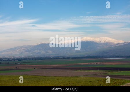 Vue depuis la vallée de Hula sur l'Hermon Banque D'Images