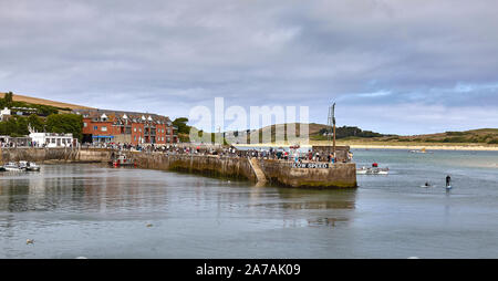 Padstow est une ville, une paroisse civile et port de pêche sur la côte nord des Cornouailles, Angleterre, Royaume-Uni. Banque D'Images