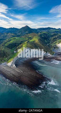 Flysch Zumaia strates géologiques dans la région de Sakoneta beach, Pays Basque Banque D'Images