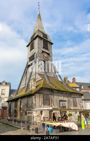 Clocher de 15e siècle l'église de Sainte Catherine, Place de Catherine, Honfleur, Normandie, France Banque D'Images