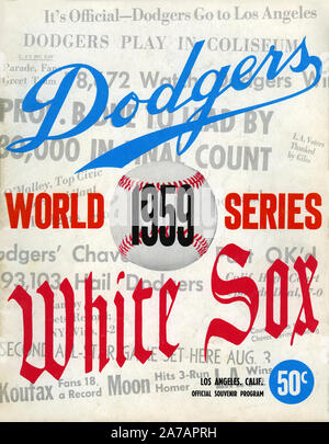 Conception de la couverture pour le programme souvenir officiel de la MLB 1959 World Series entre les Dodgers de Los Angeles et les White Sox de Chicago au Memorial Coliseum de Los Angeles. Banque D'Images