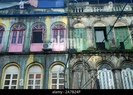 Extérieur des appartements, Yangon, Myanmar, Asie. Banque D'Images