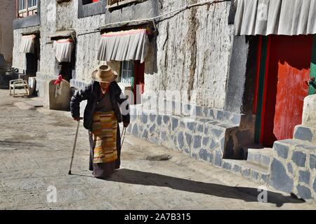 Le monastère de PALCHO, COMTÉ DE GYANTSE, TIBET - CIRCA Octobre 2019 : Monastère Palcho en tibétain. Banque D'Images