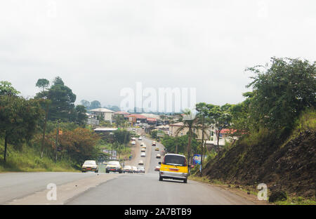 Rues de Cameroun, région sud-ouest, qu'on appelle Terre Syndication Banque D'Images