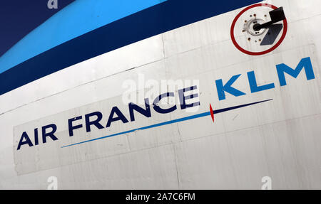 Lelystad, Pays-Bas 31 octobre 2019 ; lettres Air France KLM sur un avion dans l'aviodrome museum Banque D'Images