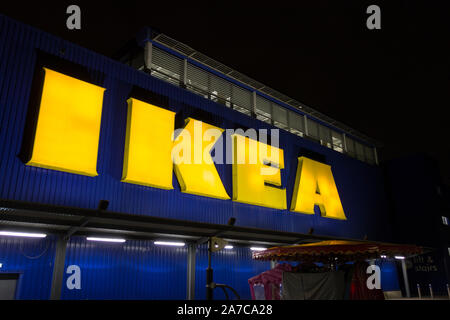 Affichage à l'extérieur du magasin Ikea superstore de Wembley, Londres, UK Banque D'Images