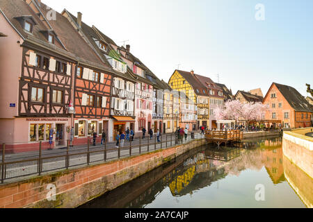 Colmar, France - le 23 mars 2019 : la petite Venise à Colmar. Banque D'Images