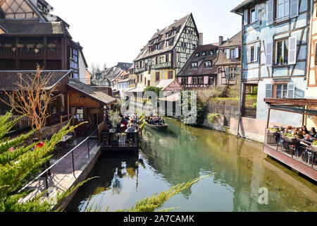 Colmar, France - le 23 mars 2019 : la petite Venise à Colmar. Banque D'Images