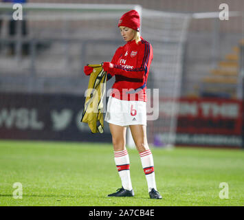 Manchester, Angleterre - 31 OCTOBRE : Leah Williamson d'Arsenal lors de la pré-match warm-up pendant l'Uefa Women's Champions League Tour de jambe 16 2 ma Banque D'Images