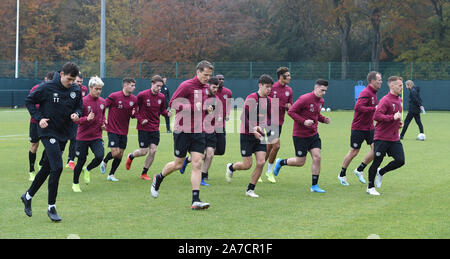 Oriam Performance Sports Centre, Riccarton, Edinburgh, Ecosse, Royaume-Uni. 1er novembre 2019. Formation coeurs session avant dimanche Betfred Cup Semi finale match avec les Rangers. Crédit : eric mccowat/Alamy Live News Banque D'Images